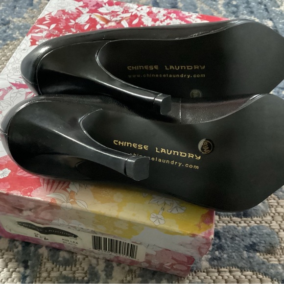 Black Pump - Picture 5 of 6